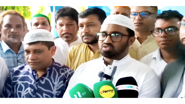 জামায়াতকে হেফাজতের কাছ থেকে ইসলামী মূল্যবোধ শেখার পরামর্শ রাশেদ খাঁনের